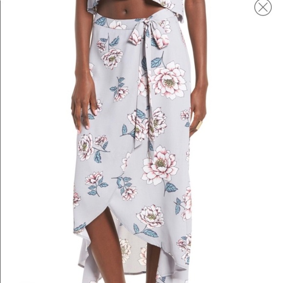 floral Faux wrap skirt by J.O.A - Picture 1 of 4